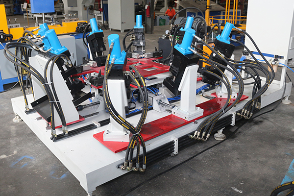 電動 IBC トートケージ溶接機 50Hz PLC制御 225KVA 9