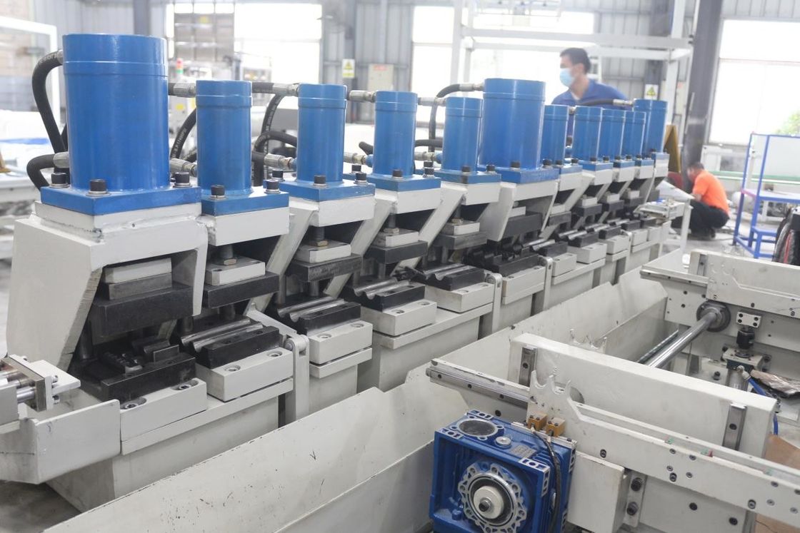 IBCフレームチューブ用のHwahsi自動IBCショートチューブプレッシングと形成機械